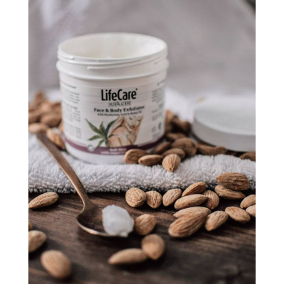 165 Likes, 10 Comments - CristinaP | Content Creator (cristina_elpro) on Instagram: 