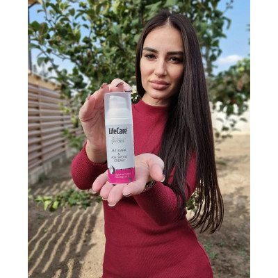 225 Likes, 28 Comments - Mirela Florentina (iammireella) on Instagram: 